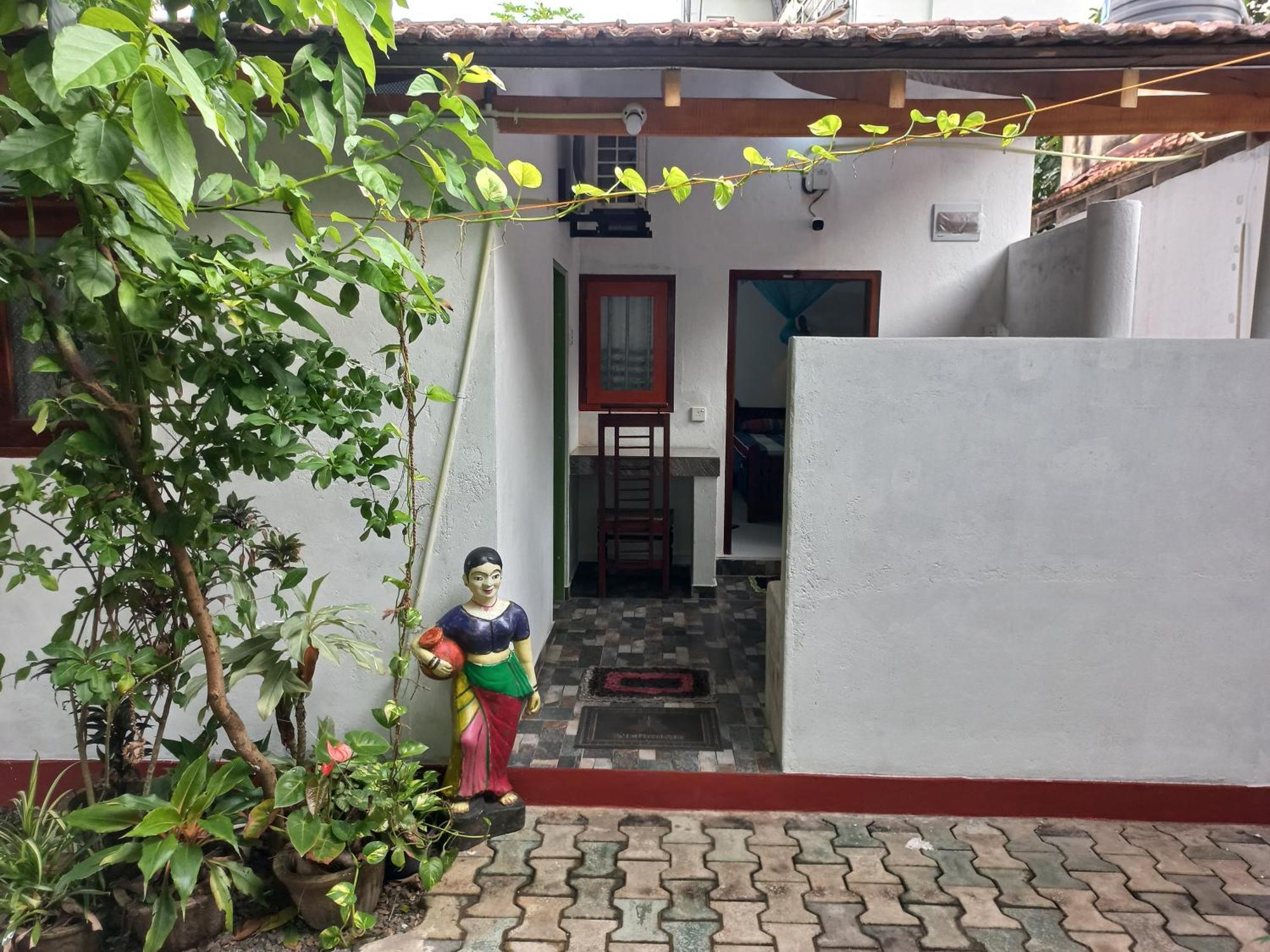 Mango Villa 703 Hikkaduwa Dış mekan fotoğraf