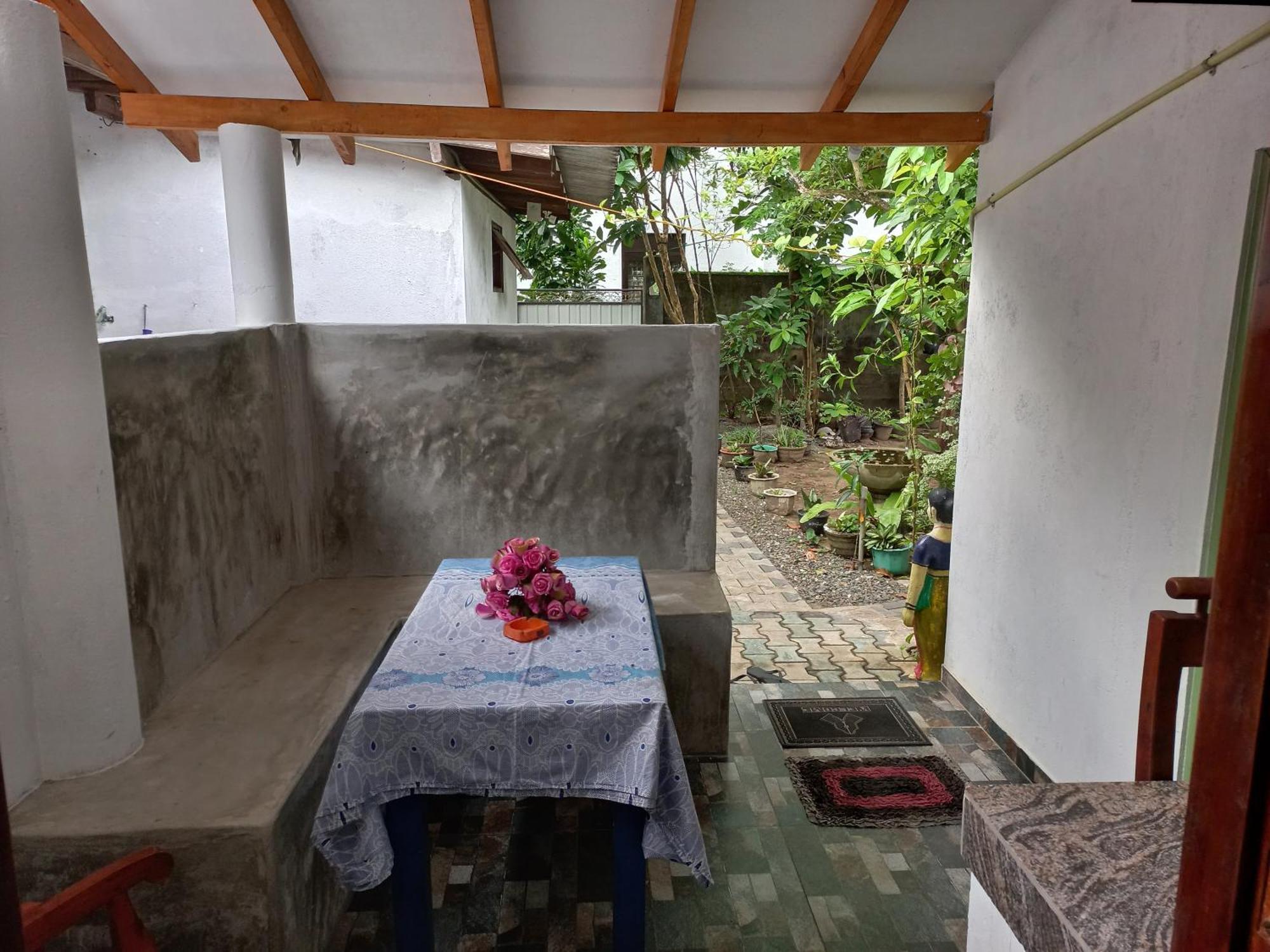 Mango Villa 703 Hikkaduwa Dış mekan fotoğraf