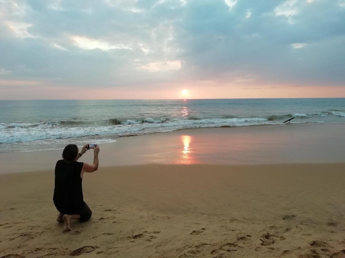 Mango Villa 703 Hikkaduwa Dış mekan fotoğraf